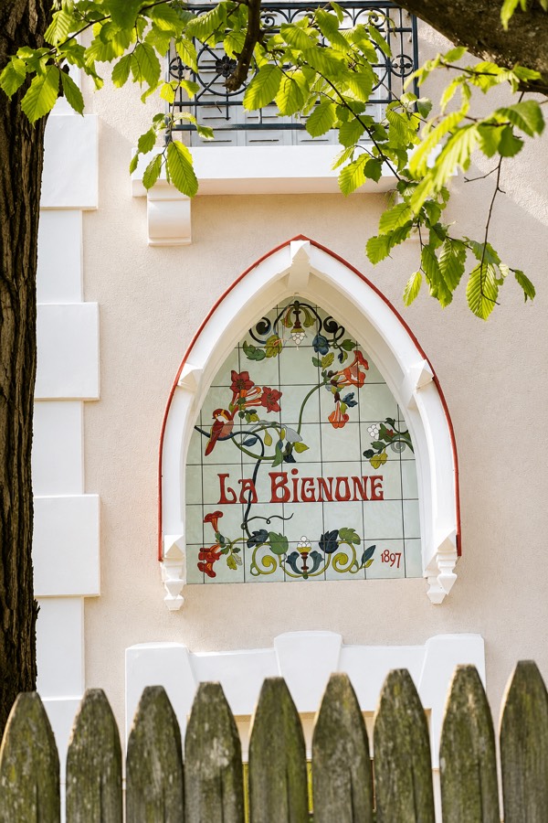 Frise de façade au mètre linéaire, vue 3