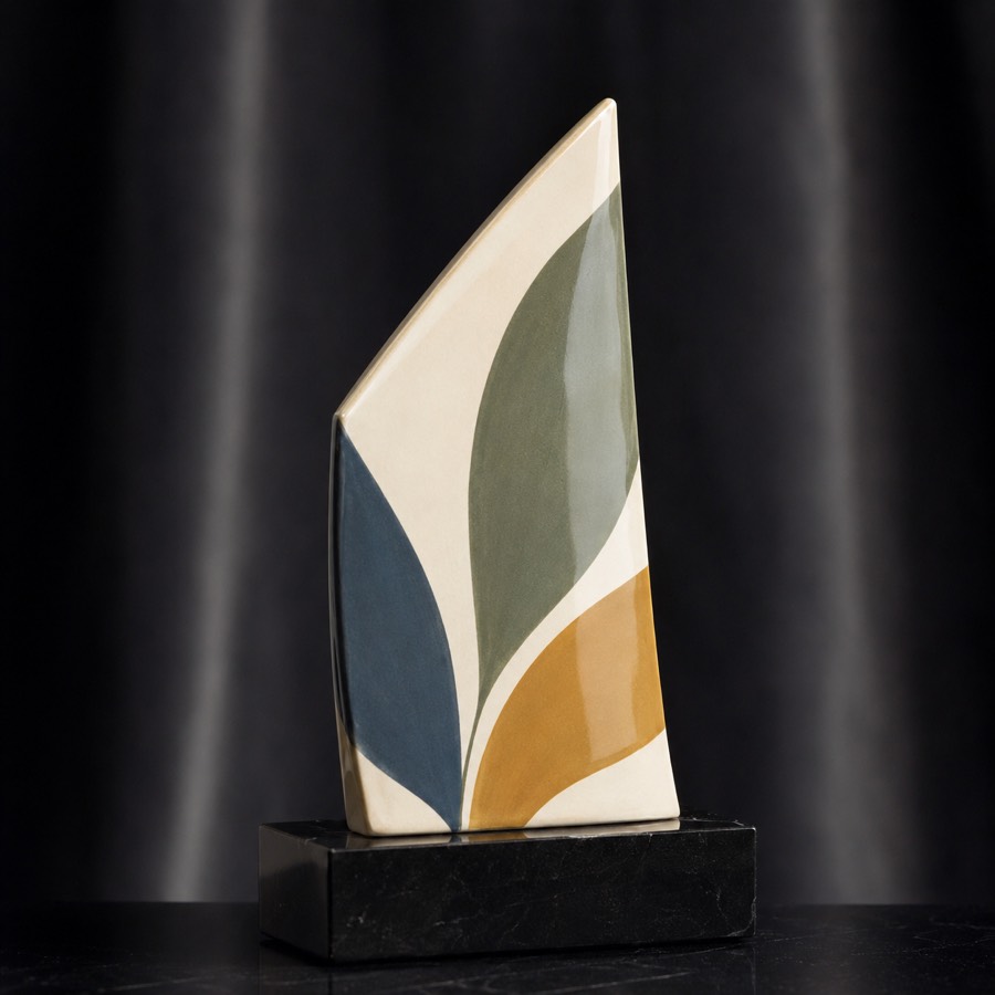 Trophée ou récompense en céramique d’art, vue 3