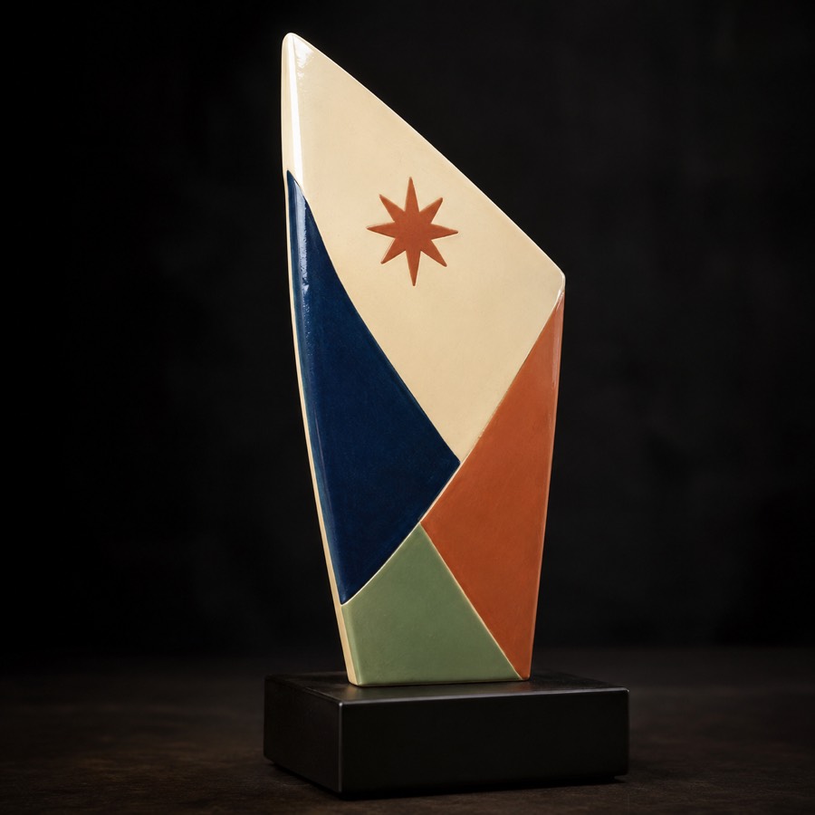 Trophée ou récompense en céramique d’art, vue 4